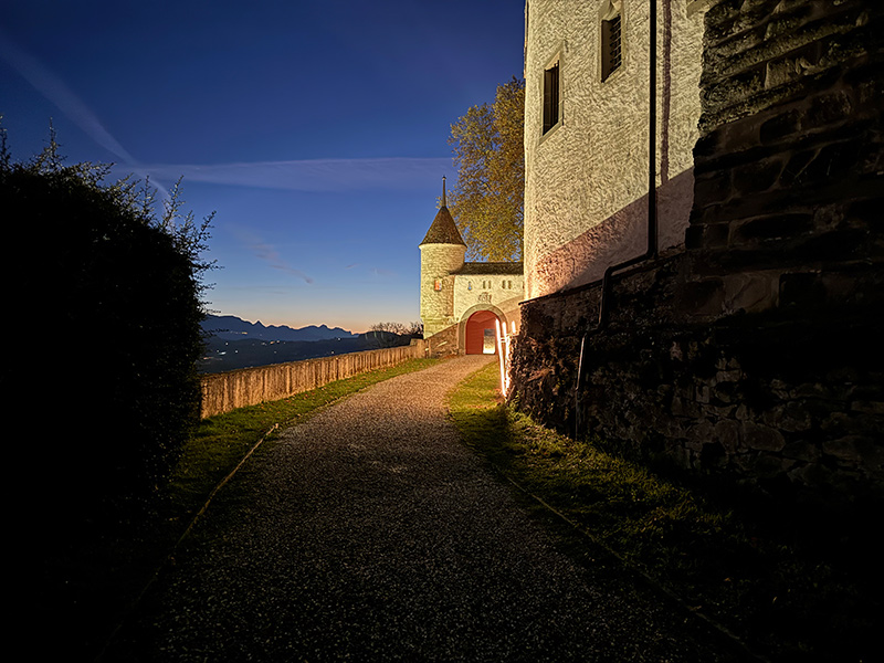 eclairage chemin acces