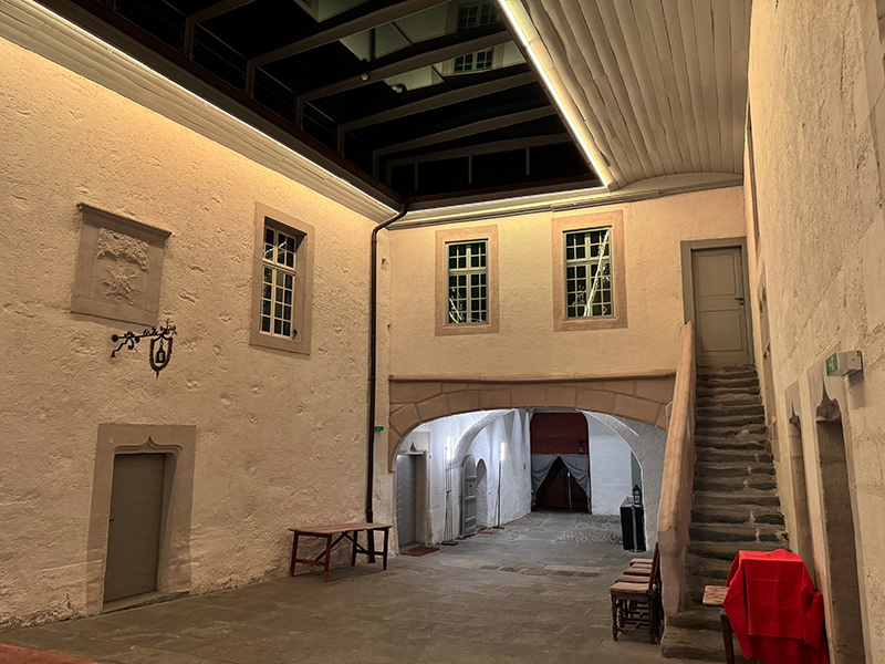 eclairage cour interieure