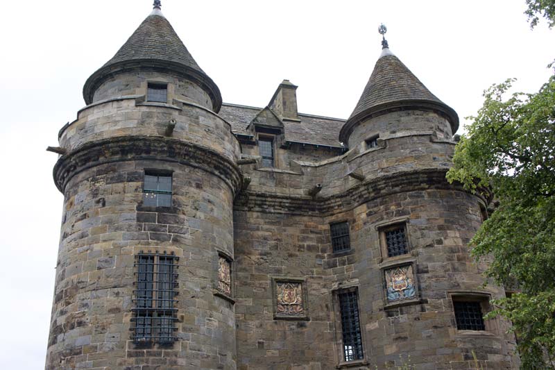 Falkland castle