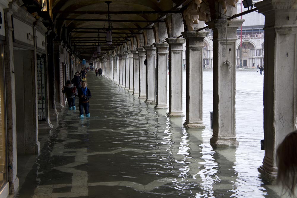 Venise, La place Saint Marc sous l'eau